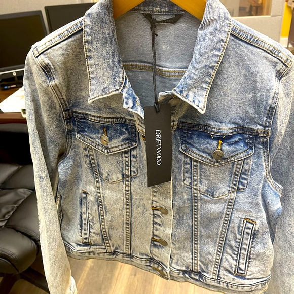 DRIFTWOOD Jackets & Blazers - Driftwood Women's Light Wash Patchwork Cropped Button-Front Denim Jacket